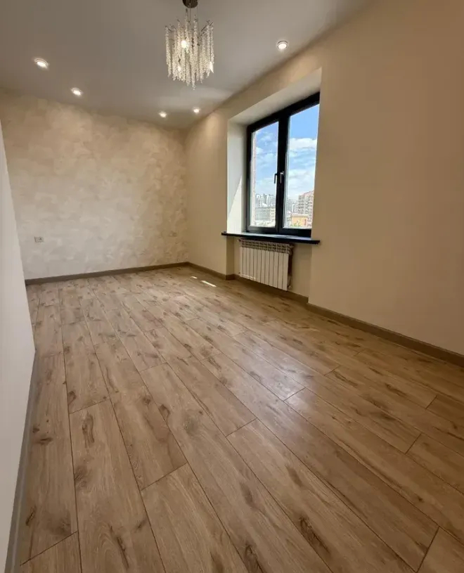 3 սենյականոց բնակարան  Կիևյան փող 1ին նր, Արաբկիր Երևան, 161573
