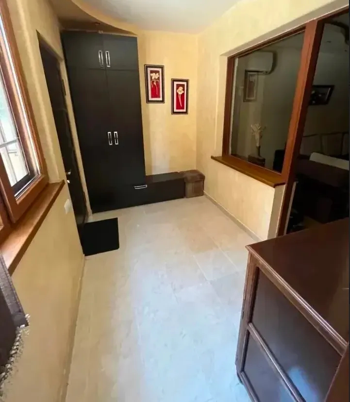 3 սենյականոց բնակարան  Վ.Վաղարշյան փող, Արաբկիր Երևան, 161793