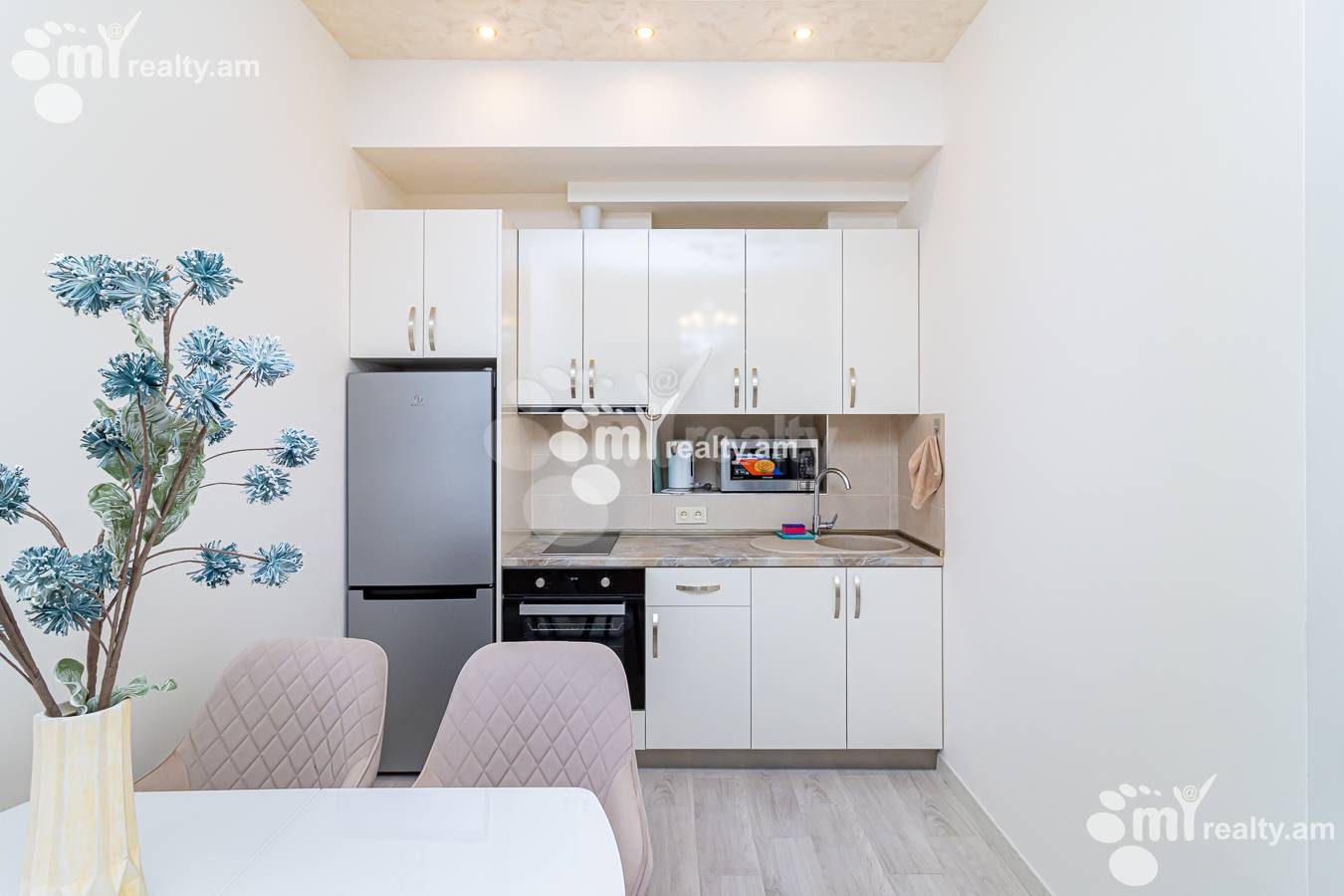 2 bedroom apartment for sale Yekmalyan St, Center Yerevan, 138001