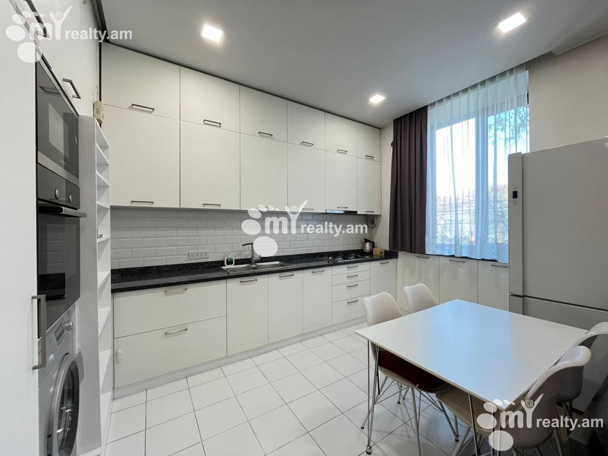 Снять 1 комнатную квартиру Гераци ул, Центр Ереван, 158008