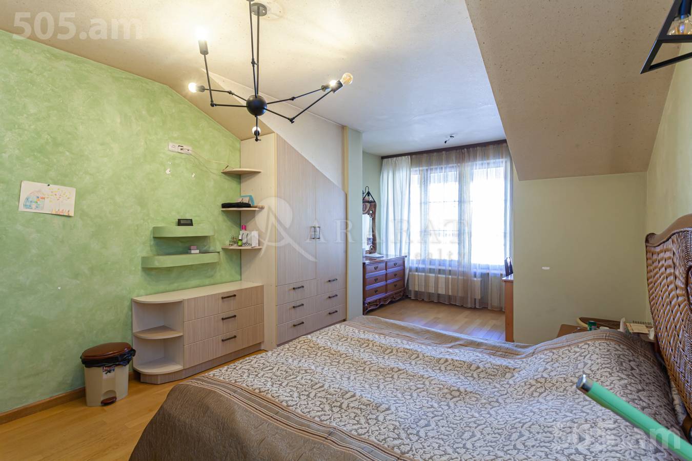 6 սենյականոց բնակարան  Արամի փող նր, Կենտրոն Երևան, 154608