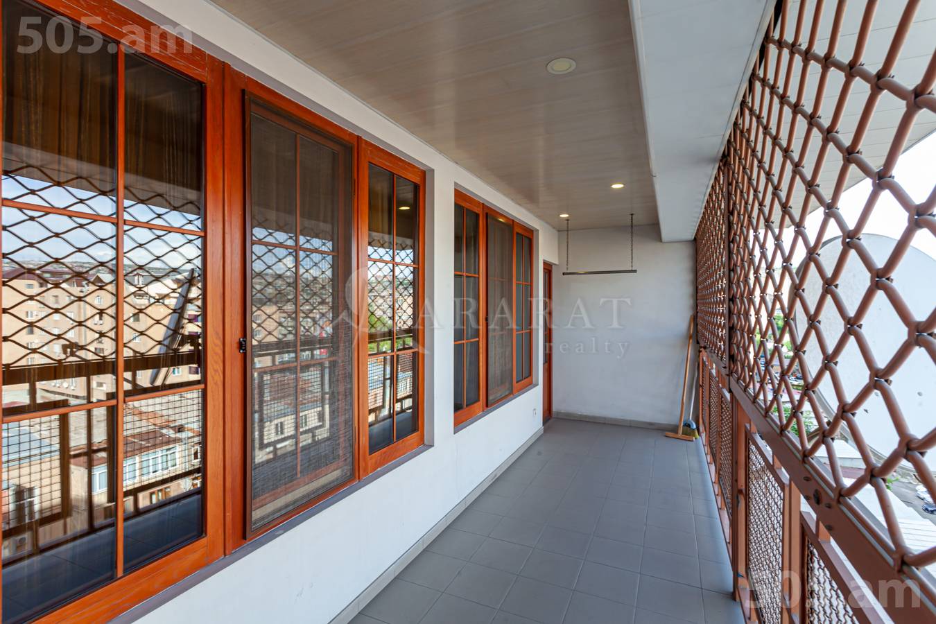 6 սենյականոց բնակարան  Արամի փող նր, Կենտրոն Երևան, 154608