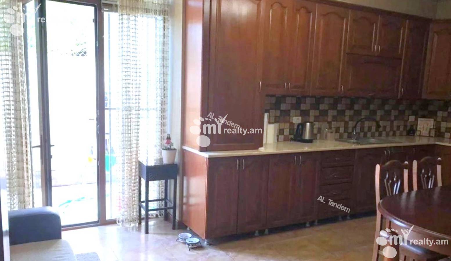 3 սենյականոց բնակարան  Անտառային փող, Կենտրոն Երևան, 152563