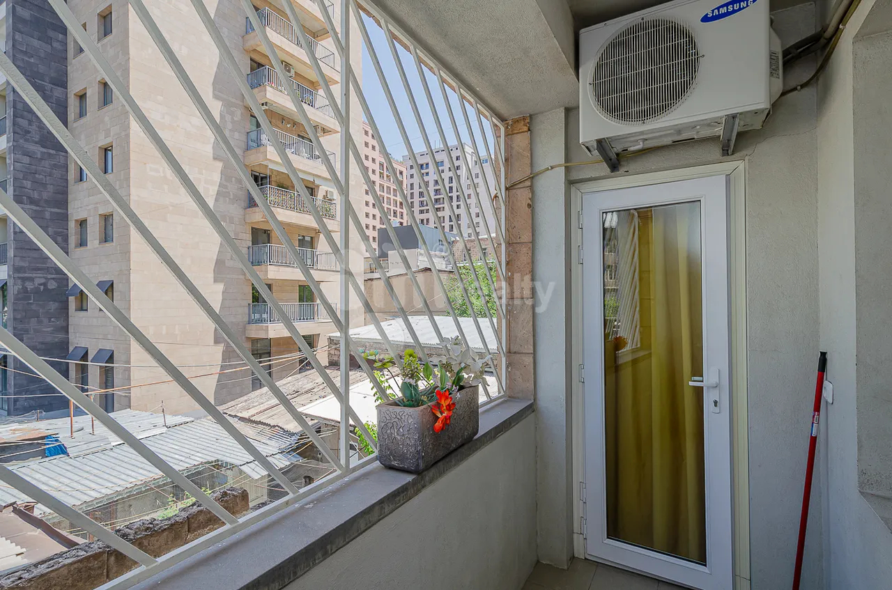 2 bedroom apartment for sale Amiryan St, Center Yerevan, 160857