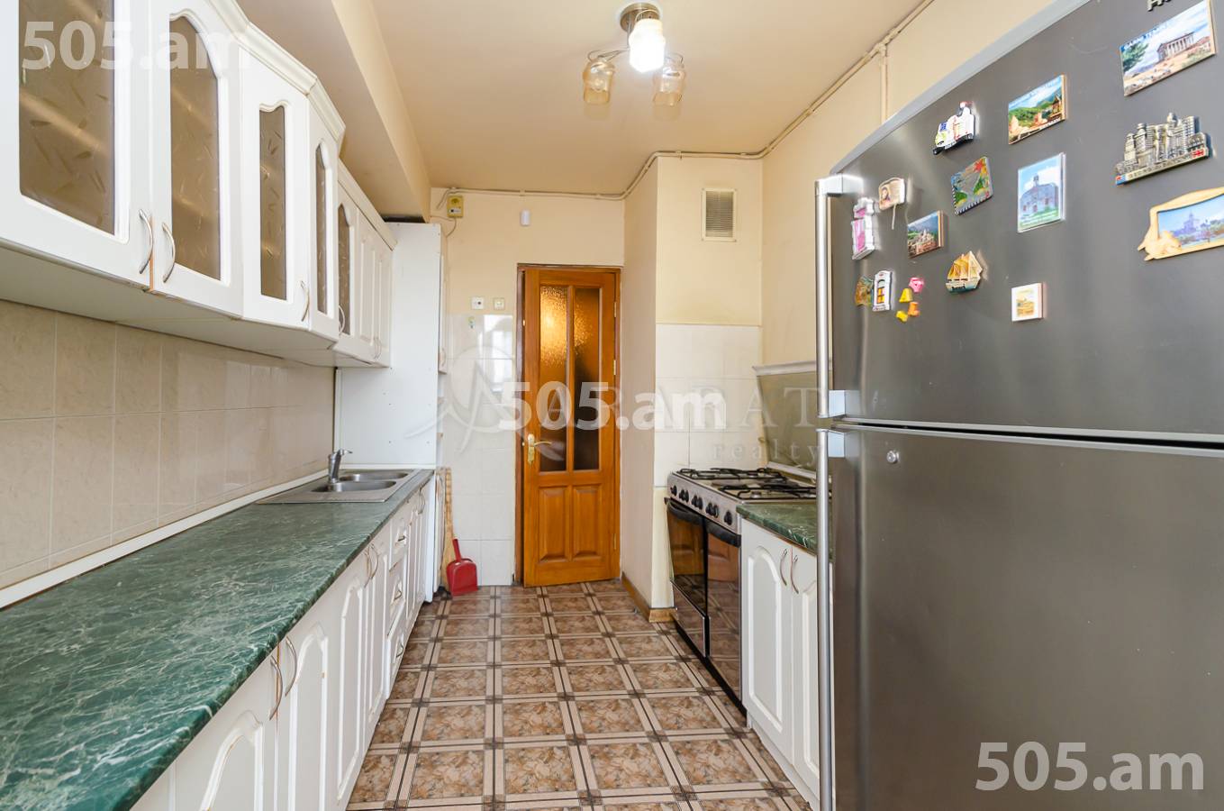 4 սենյականոց բնակարան  Սարյան փող, Կենտրոն Երևան, 154184