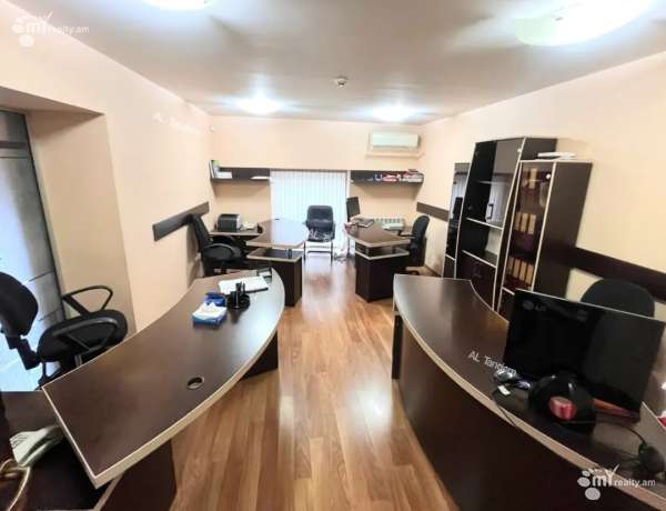 komercion-vacharq-Yerevan-Center