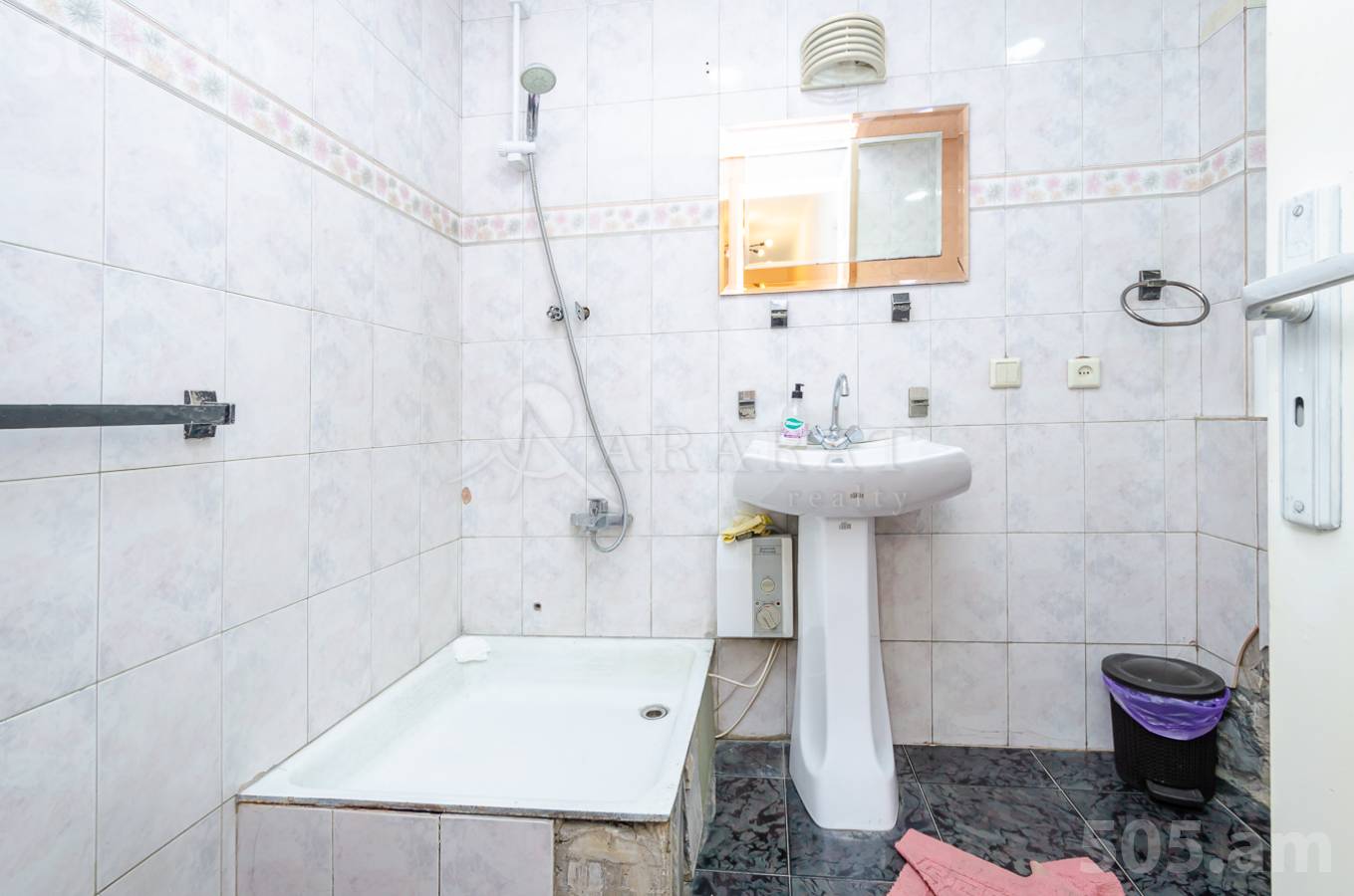 Снять коммерческoе помещение , Центр Ереван, 151975