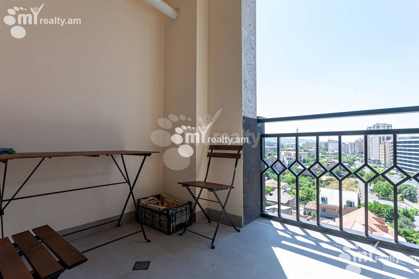 Купить 3 комнатную квартиру улица Маро Маргаряна, Арабкир Ереван, 155837