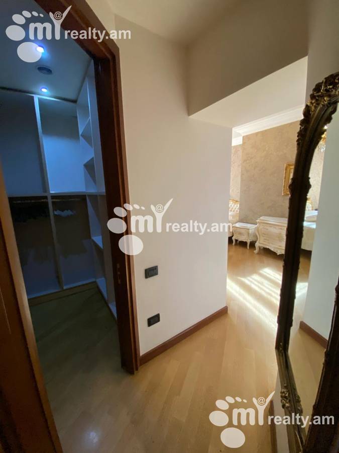 4 սենյականոց բնակարան վարձով Ամիրյան փող, Կենտրոն Երևան, 152328