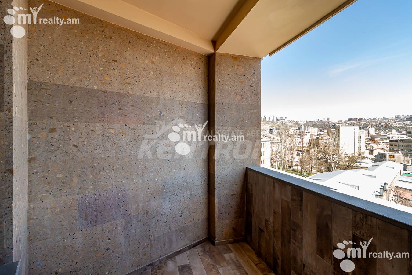 4 bedroom apartment for sale خیابان د. دِمیرچیان, مرکز شهر ایروان, 141073