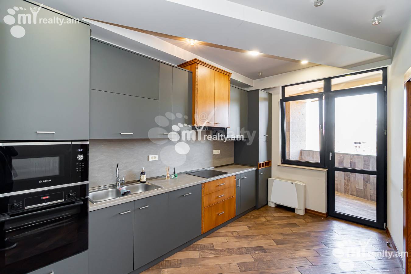 4 bedroom apartment for sale D. Demirchyan St, Center Yerevan, 143583