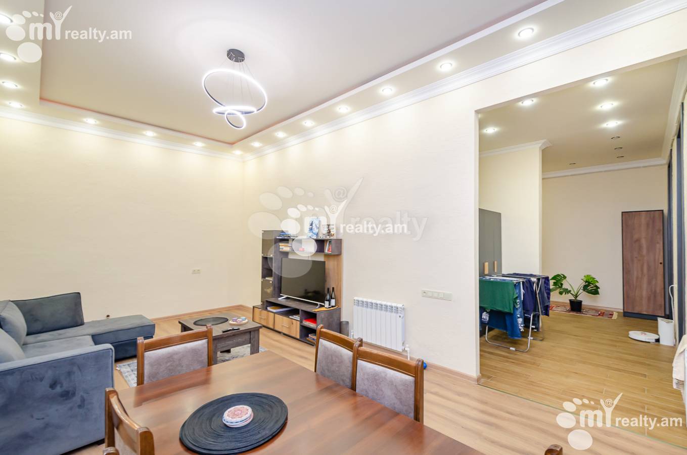 3 սենյականոց բնակարան  Կորյուն փող, Կենտրոն Երևան, 154209