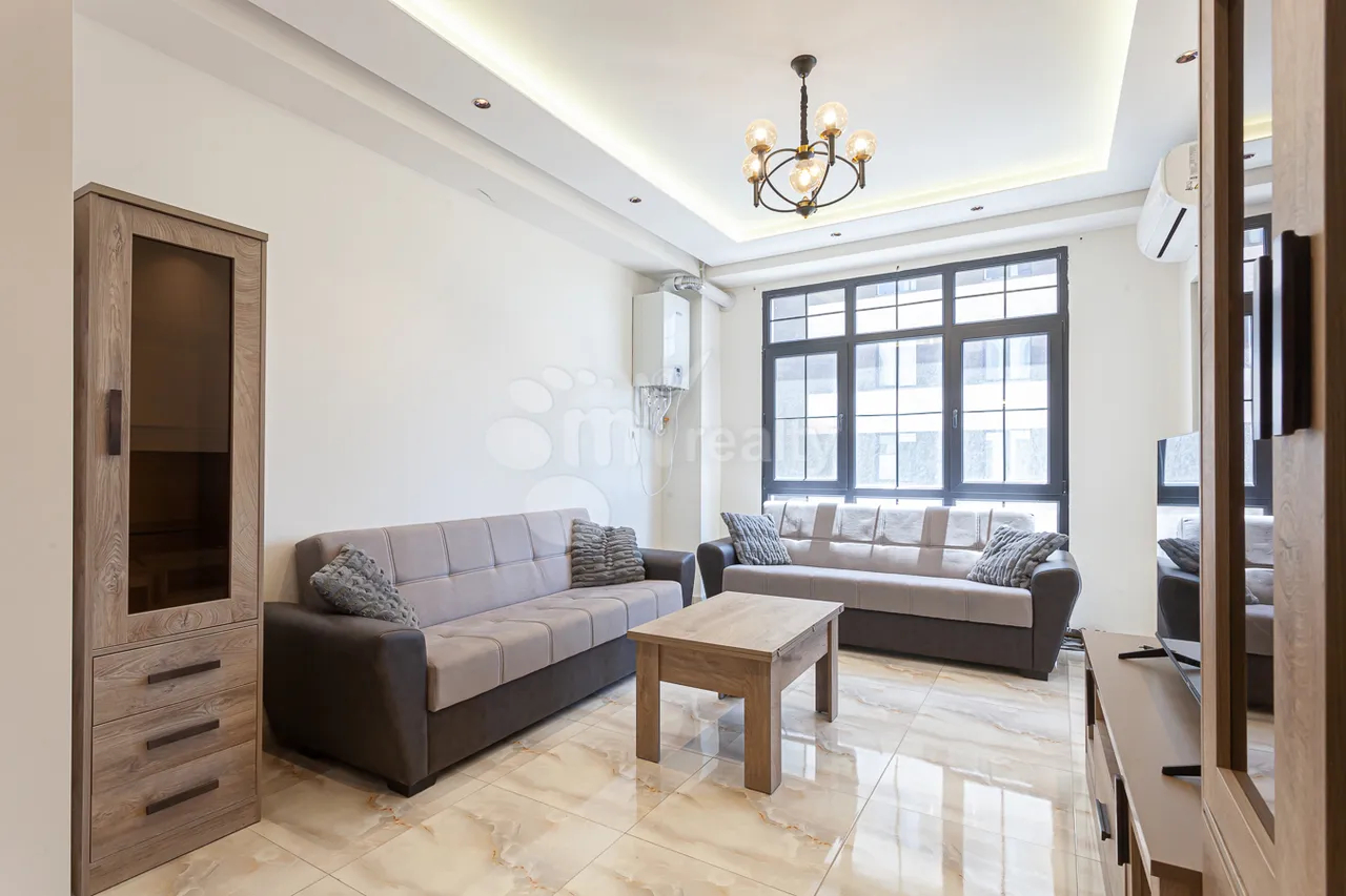 Купить 3 комнатную квартиру Ахбюр Сероб ул, Арабкир Ереван, 158252