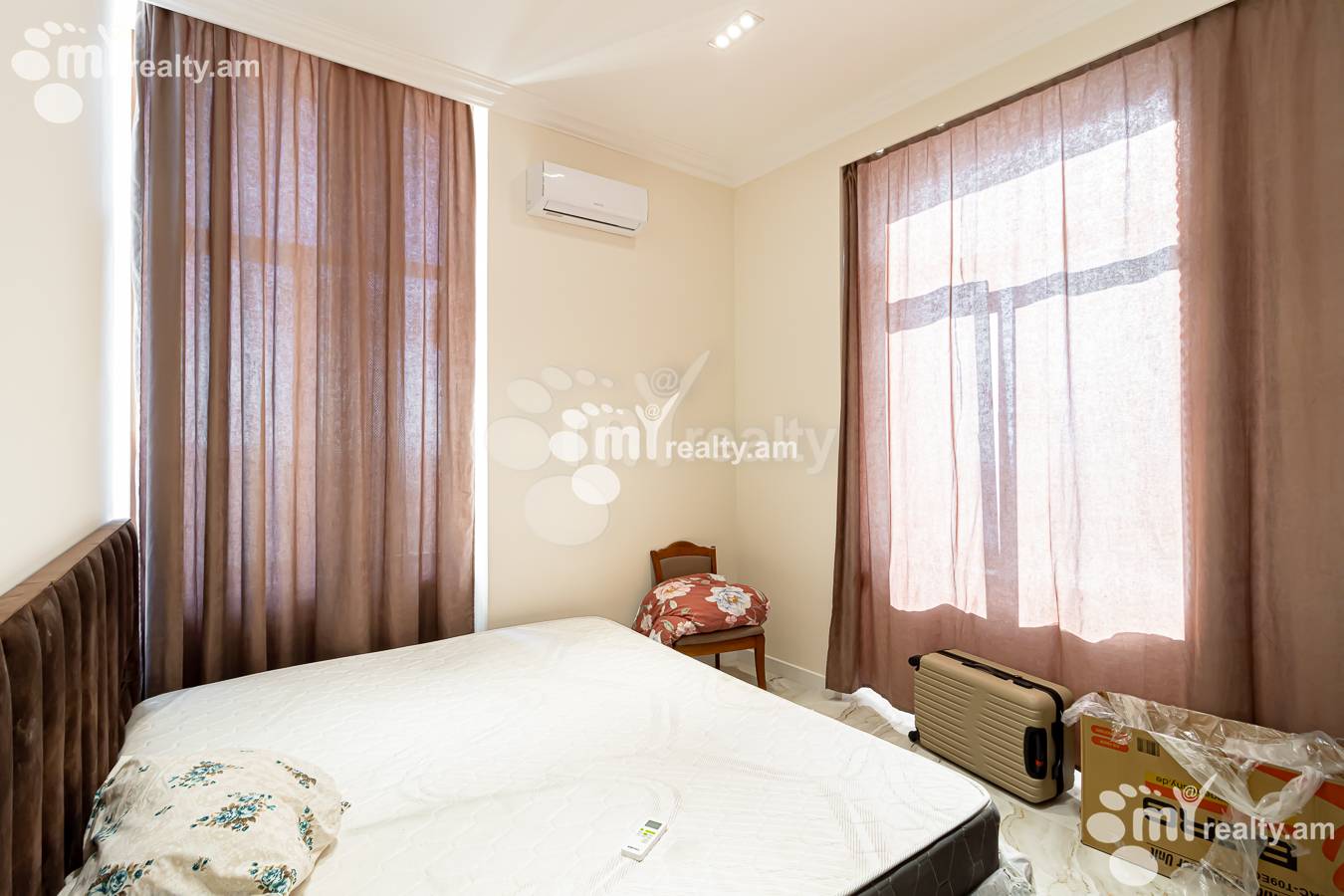 3 bedroom apartment for sale Argishti St, Center Yerevan, 154191