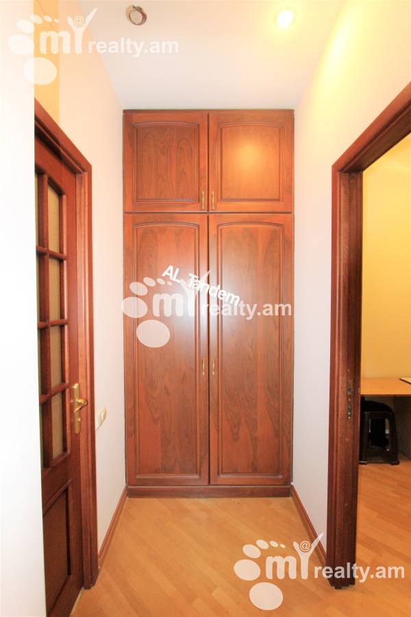 3 bedroom apartment for sale Teryan St, Center Yerevan, 158579
