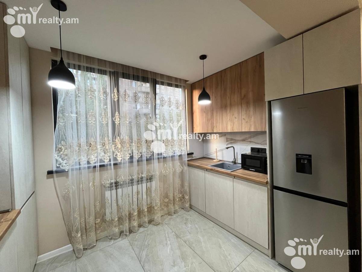 3 bedroom apartment for sale M.Khorenatsi St, Center Yerevan, 155061
