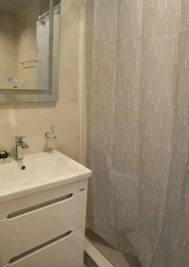2 bedroom apartment for rent خیابان آرشاکونیاک, مرکز شهر ایروان, 161361