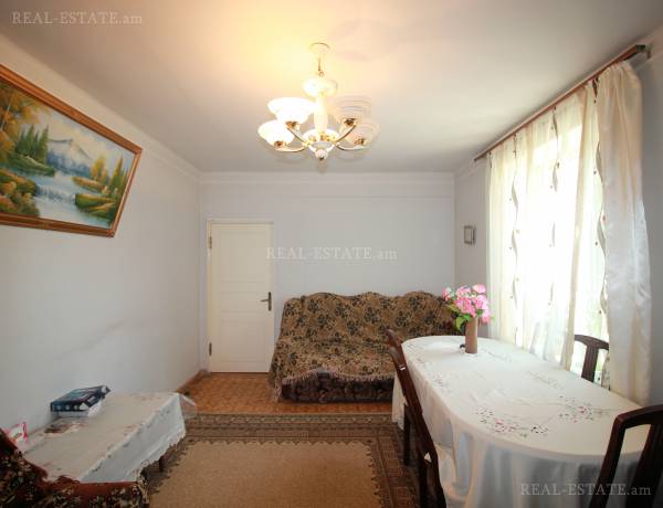 4-senyakanoc-bnakaran-vacharq-Yerevan-Arabkir