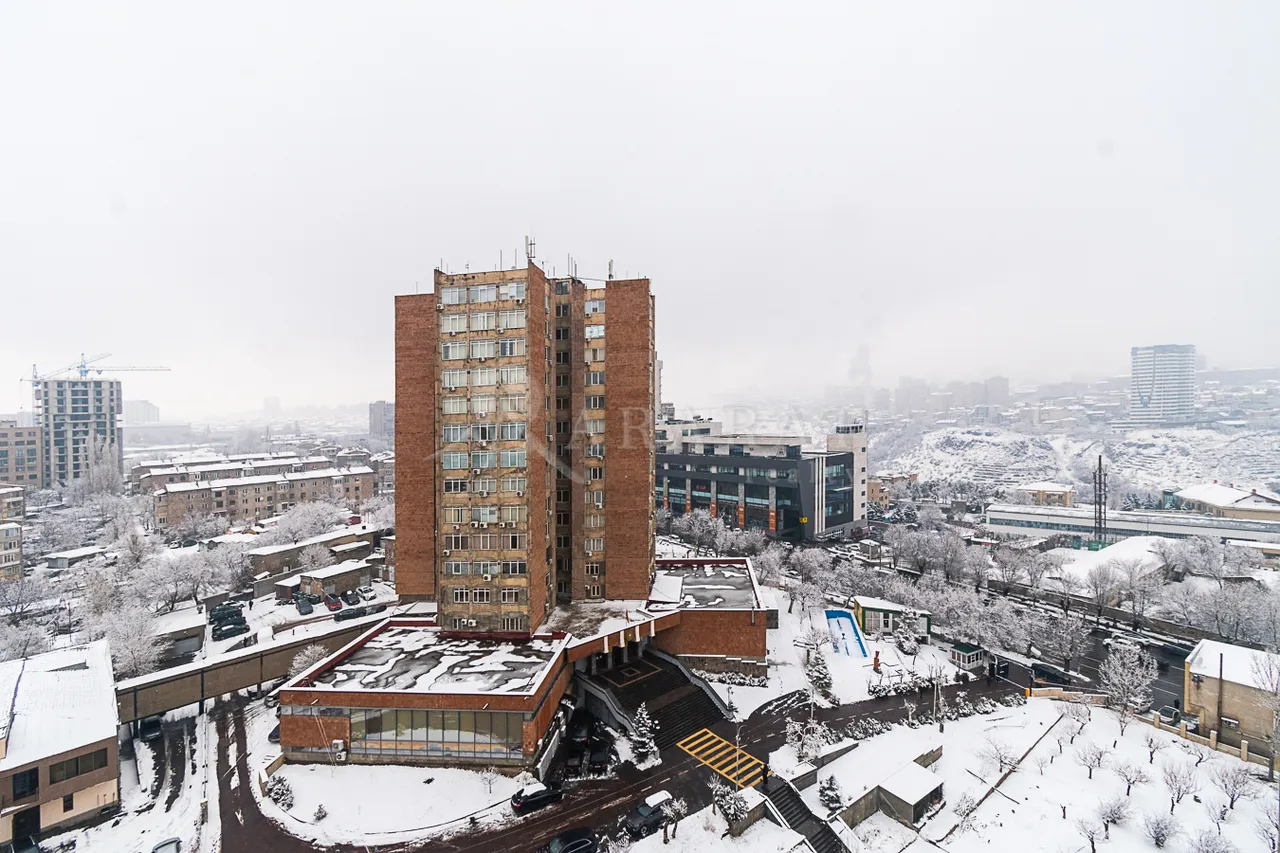 2 սենյականոց բնակարան  Աբելյան փող, Աջափնյակ Երևան, 158806