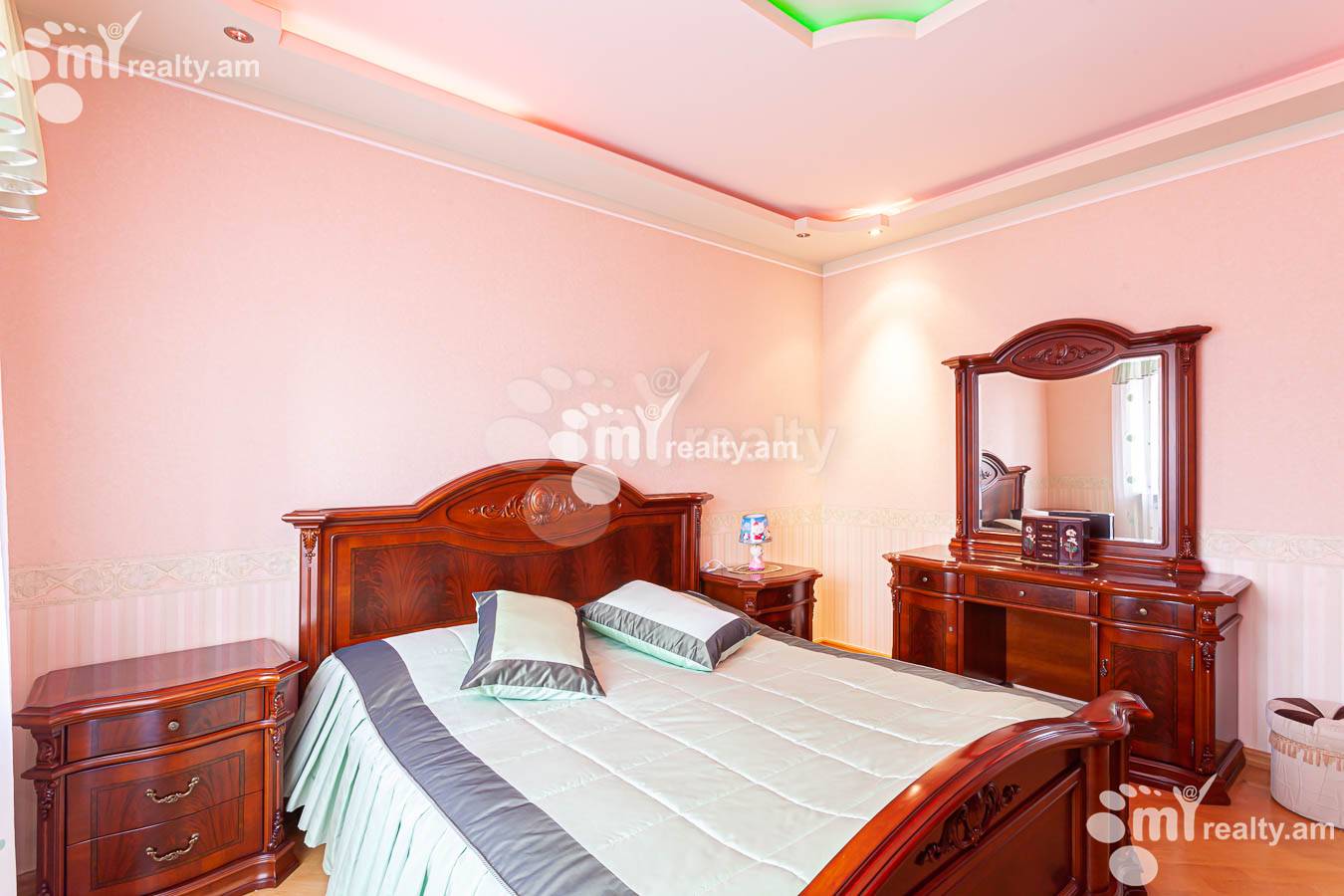 House for sale خیابان پیرومیان, داوتاشِن ایروان, 154036