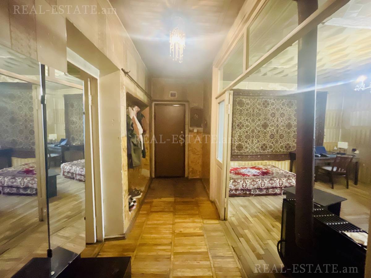 3 bedroom apartment for sale Hambardzumyan St, Arabkir Yerevan, 137940