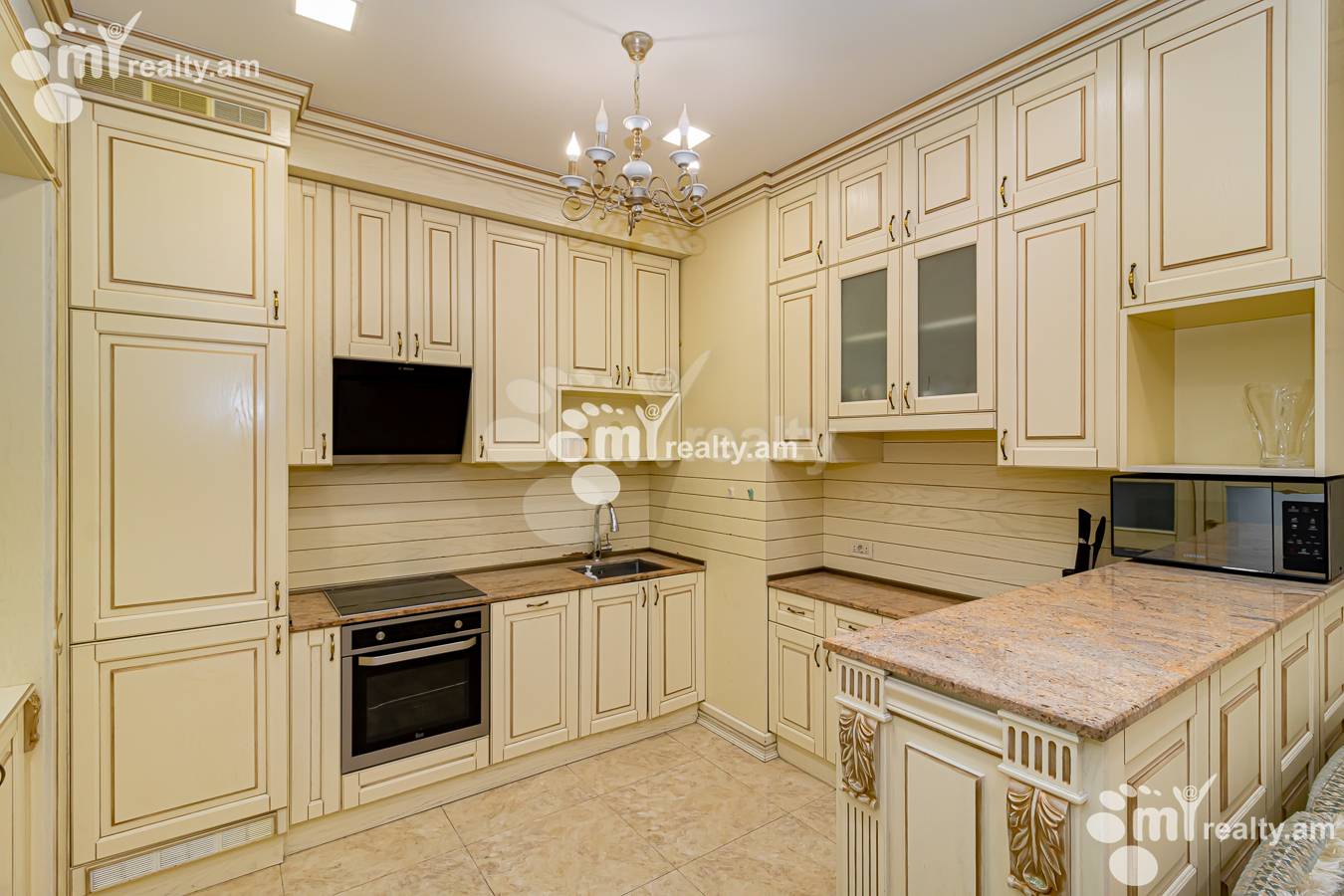 3 bedroom apartment for rent خیابان تِسی تِسِرناکابِرد, مرکز شهر ایروان, 149212