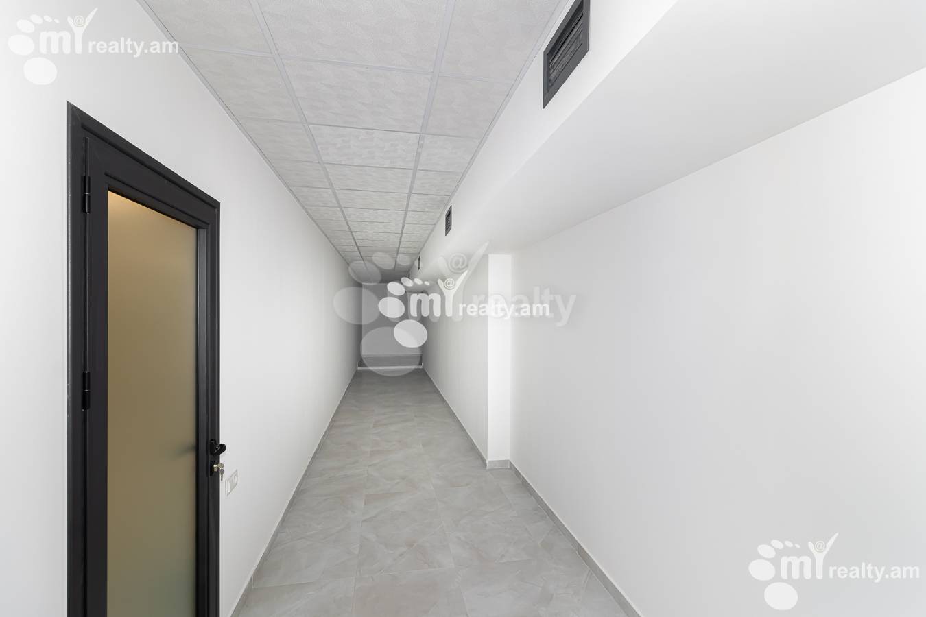 Снять коммерческoе помещение В. Саргисян ул, Центр Ереван, 145687