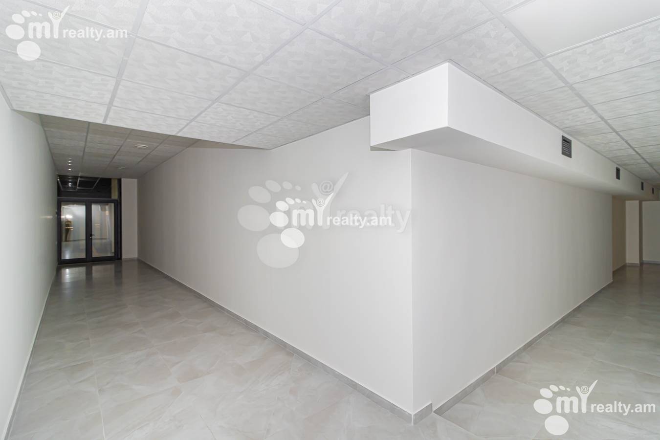Снять коммерческoе помещение В. Саргисян ул, Центр Ереван, 145687