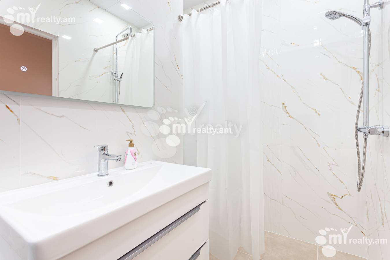 2 սենյականոց բնակարան վարձով Սևակի փող, Քանաքեռ-Զեյթուն Երևան, 155476