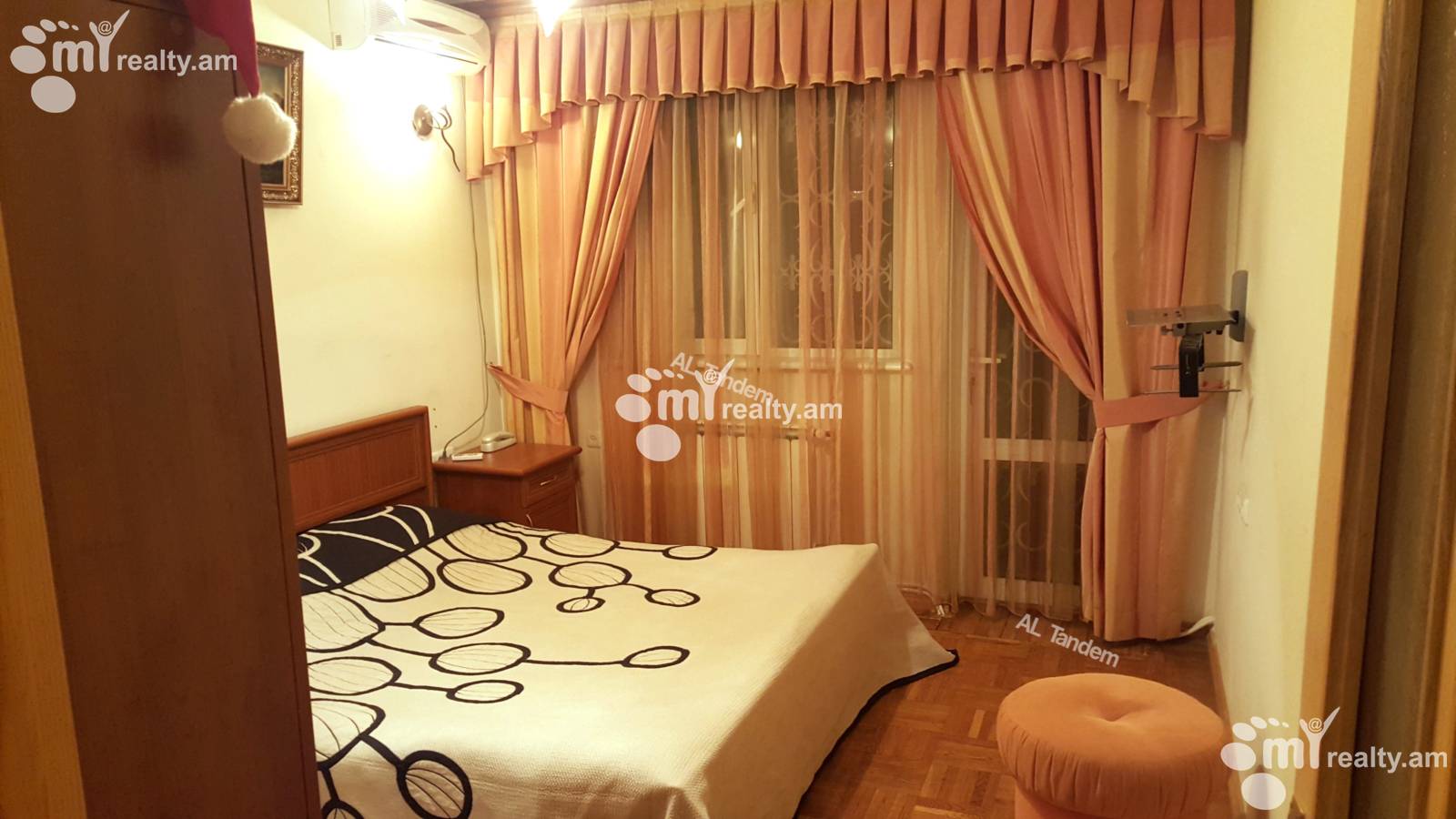 3 bedroom apartment for sale Azatutyan avenue, Kanaqer-Zeytun Yerevan, 153780