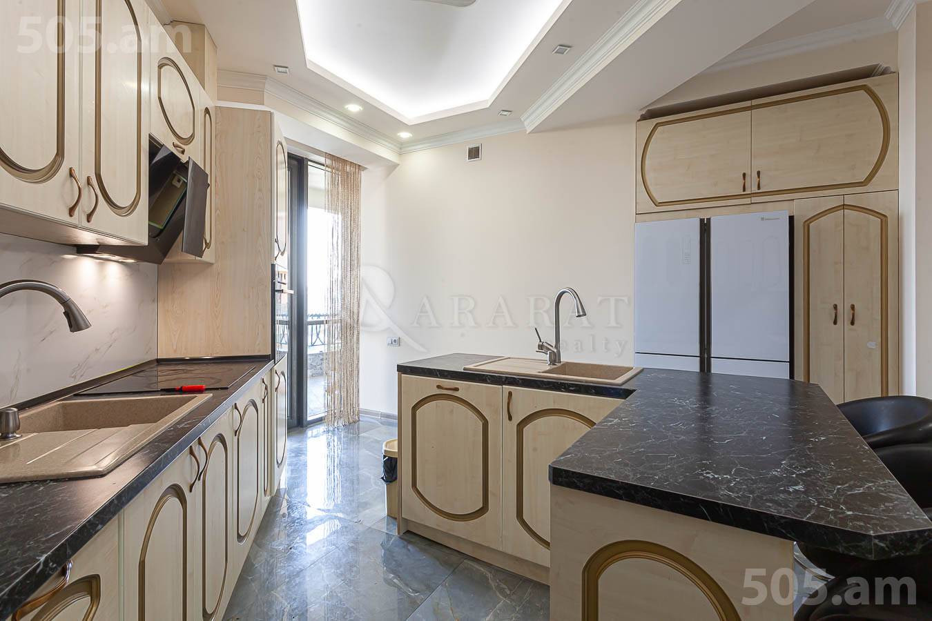 Купить 5 комнатную квартиру Сасна Црер ул., Давташен Ереван, 154845