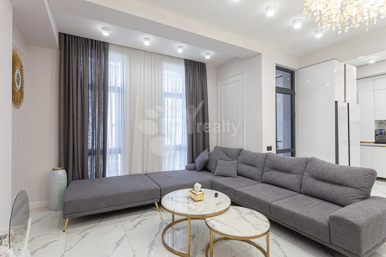 House for sale G 1 dis., Ajapnyak Yerevan, 157364