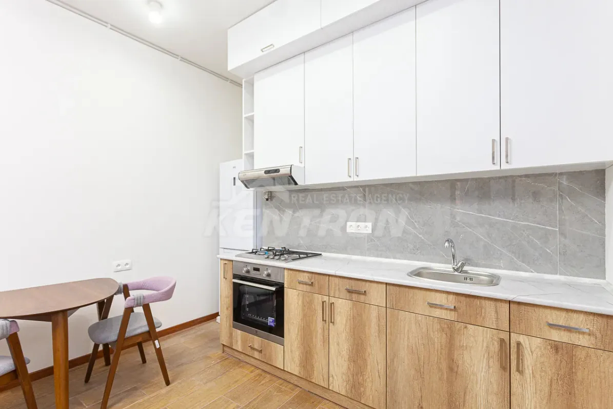 2 սենյականոց բնակարան վարձով Չարենցի փող, Կենտրոն Երևան, 158714