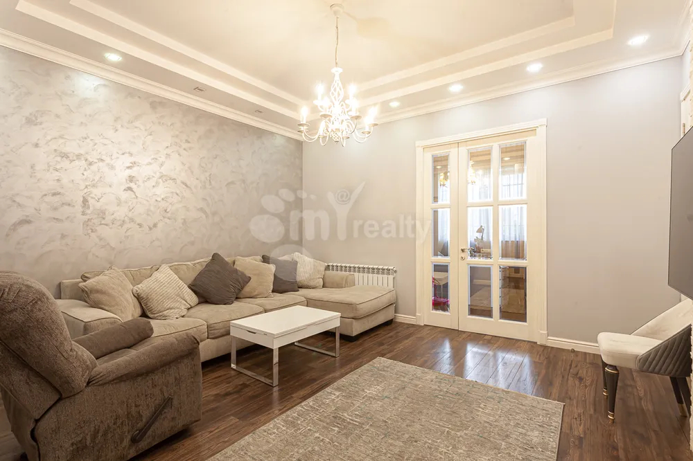 bnakaran/3-senyakanoc/Mashtots+Ave/Center/Yerevan