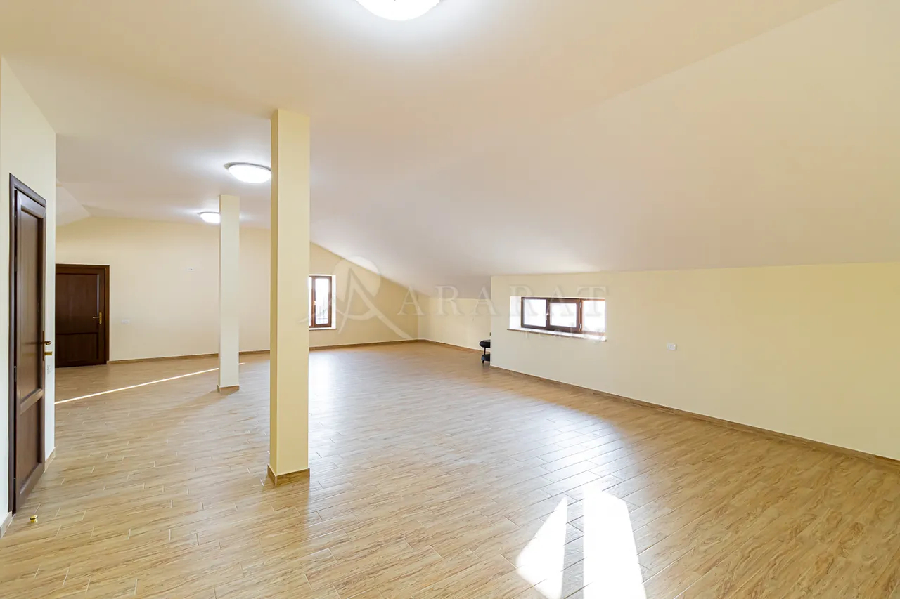 Առանձնատուն  Գ 1 թաղ., Աջափնյակ Երևան, 159067