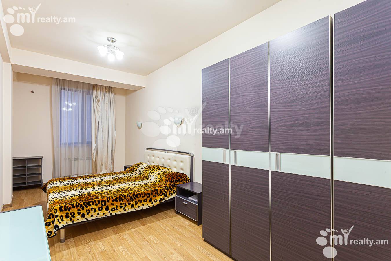 2 bedroom apartment for sale Saryan St, Center Yerevan, 154205