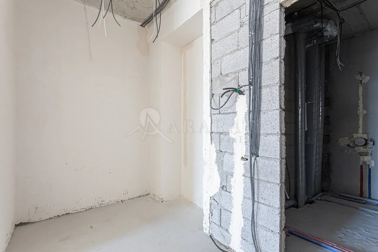 4 bedroom apartment for sale خیابان آخبیور سِروب, عربگیر ایروان, 157232