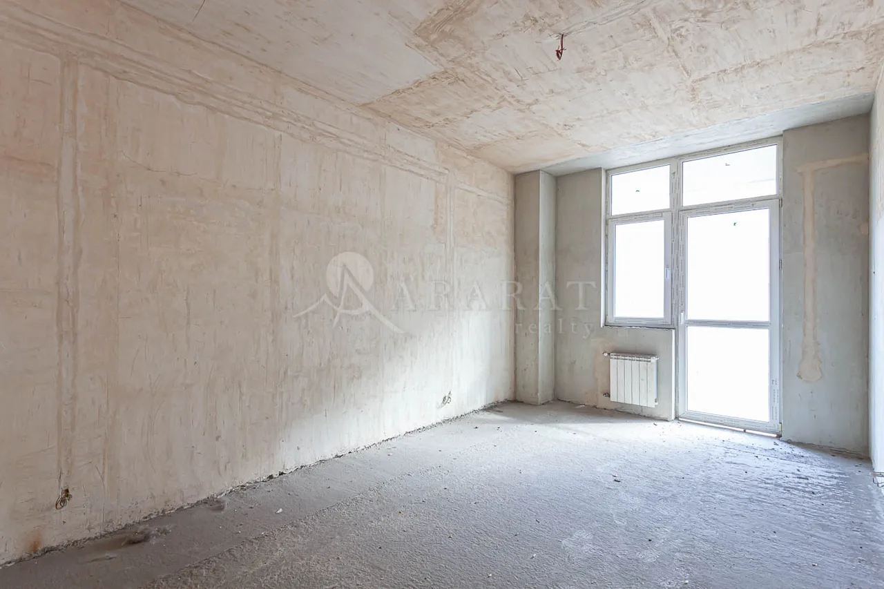 3 սենյականոց բնակարան  Ռոստոմի փող, Կենտրոն Երևան, 157235