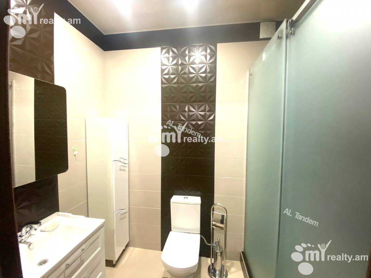 3 bedroom apartment for rent خیابان آرام, مرکز شهر ایروان, 142742