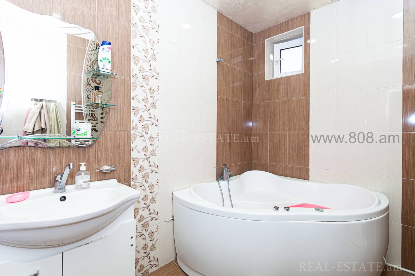 Купить дом Мгер Мкртчян, Аван Ереван, 125286