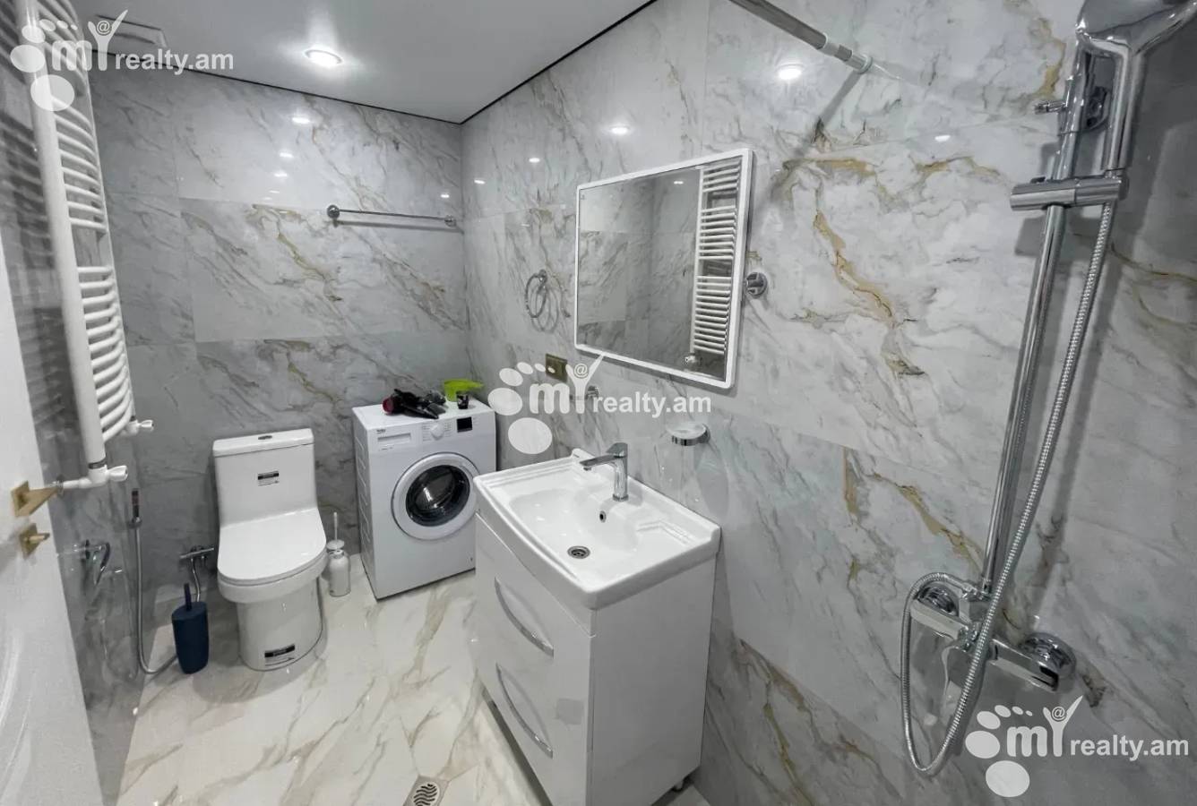 3 սենյականոց բնակարան վարձով Չարենցի փող, Կենտրոն Երևան, 159953