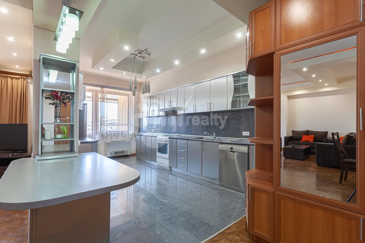 3 bedroom apartment for sale Northern(Hyusisayin)  Ave, Center Yerevan, 159098