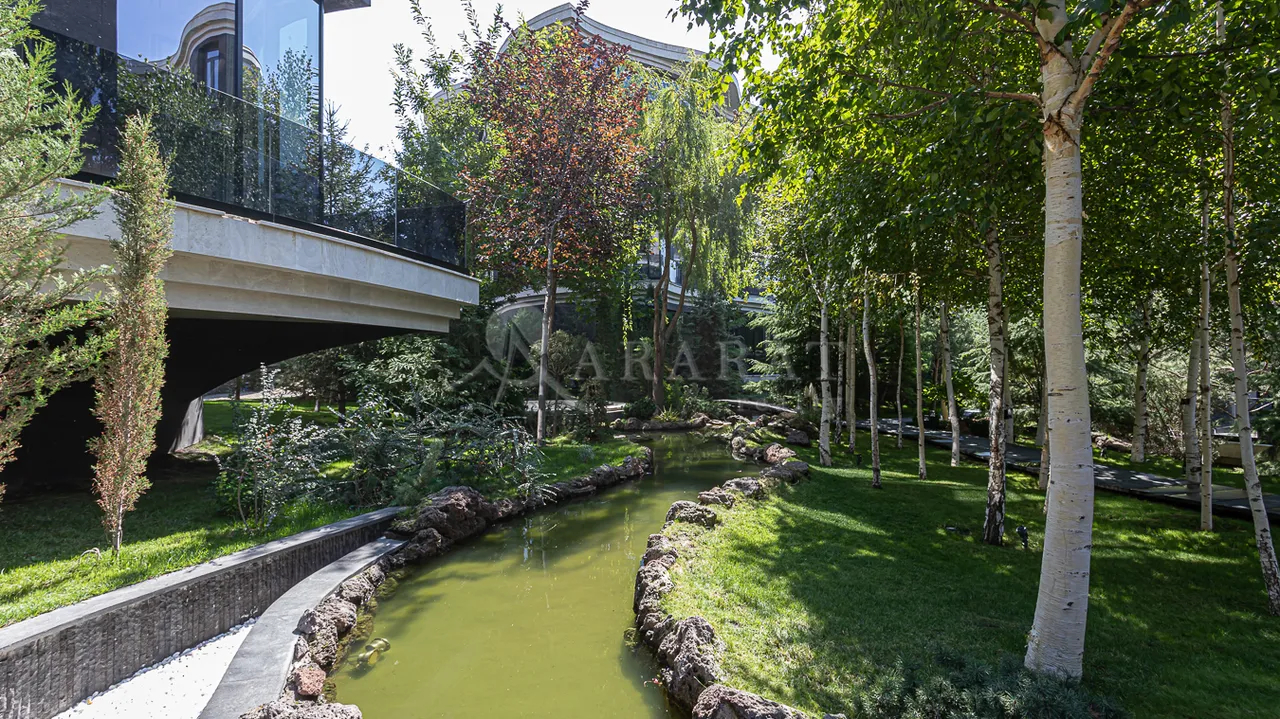 2 սենյականոց բնակարան  Գ. Հովսեփյան փող, Նորք-Մարաշ Երևան, 157396