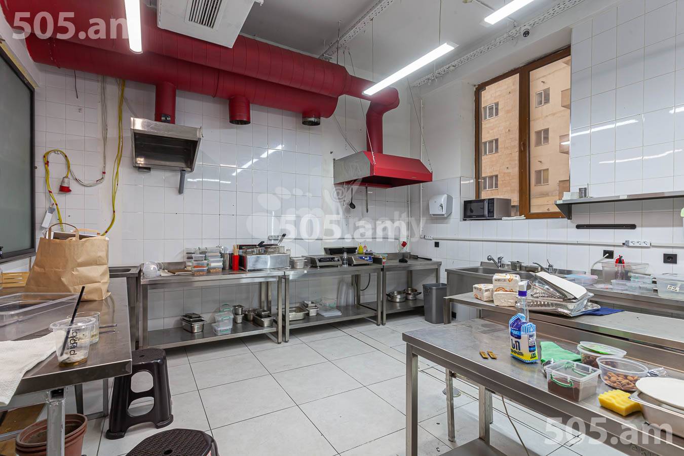 Снять коммерческoе помещение Арам ул, Центр Ереван, 153773