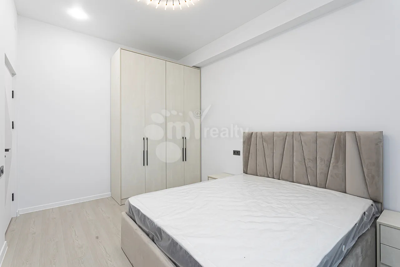 3 bedroom apartment for sale خیابان کومیتاس, عربگیر ایروان, 157458