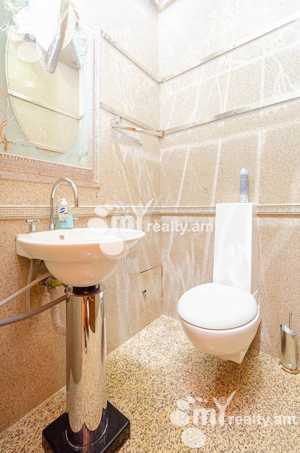 3 bedroom apartment for rent Northern(Hyusisayin)  Ave, Center Yerevan, 139314