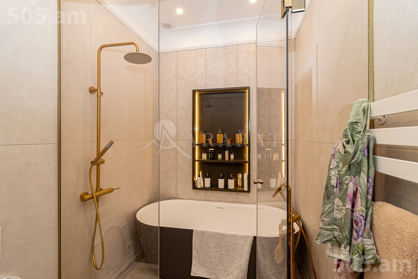 4 bedroom apartment for sale Antarayin St, Center Yerevan, 149367