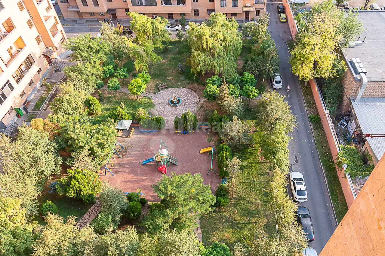 3 bedroom apartment for sale Mikoyan St, Davtachène Yerevan, 161446