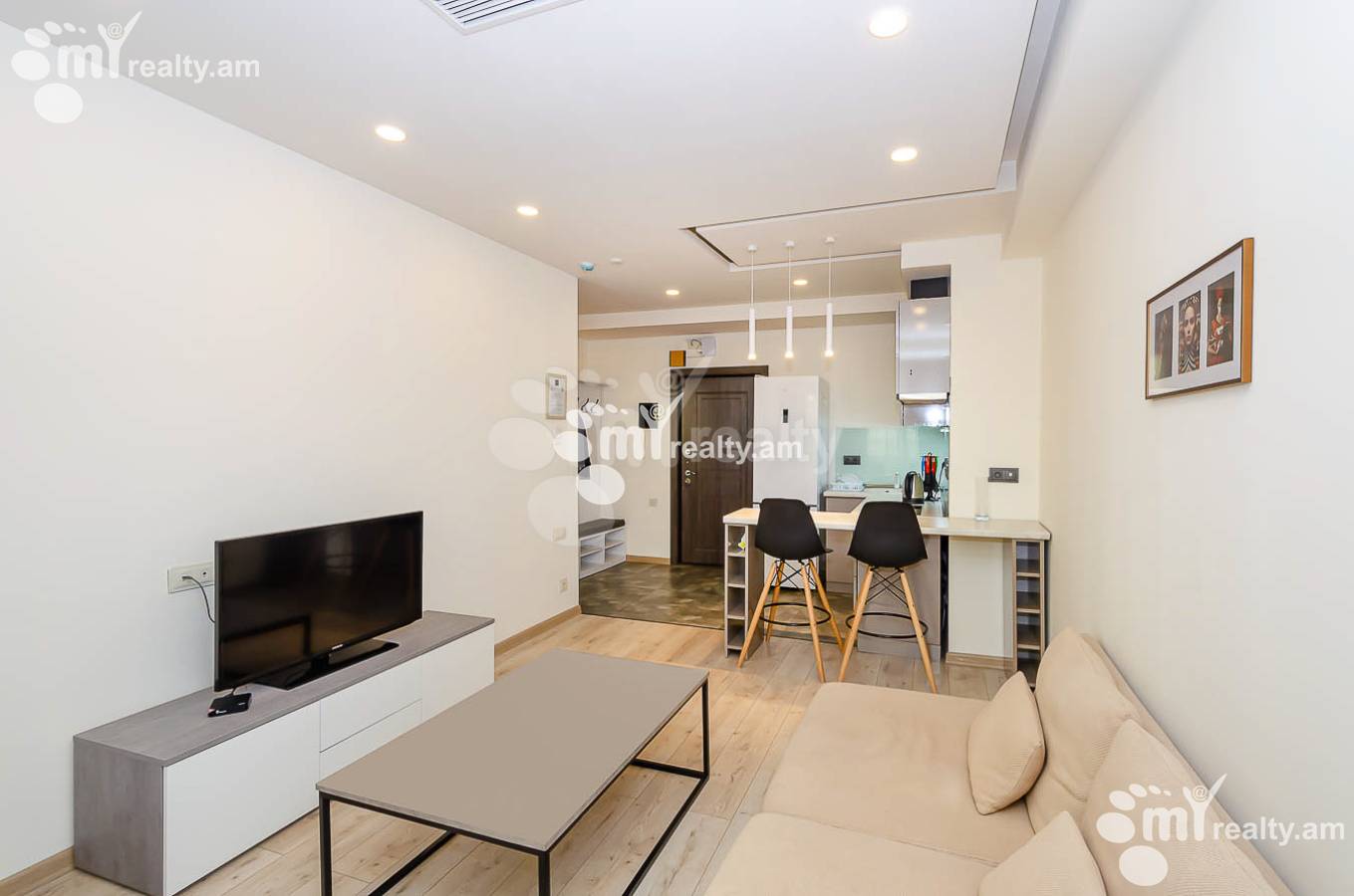 Купить 2 комнатную квартиру Кохбаци ул, Центр Ереван, 153885