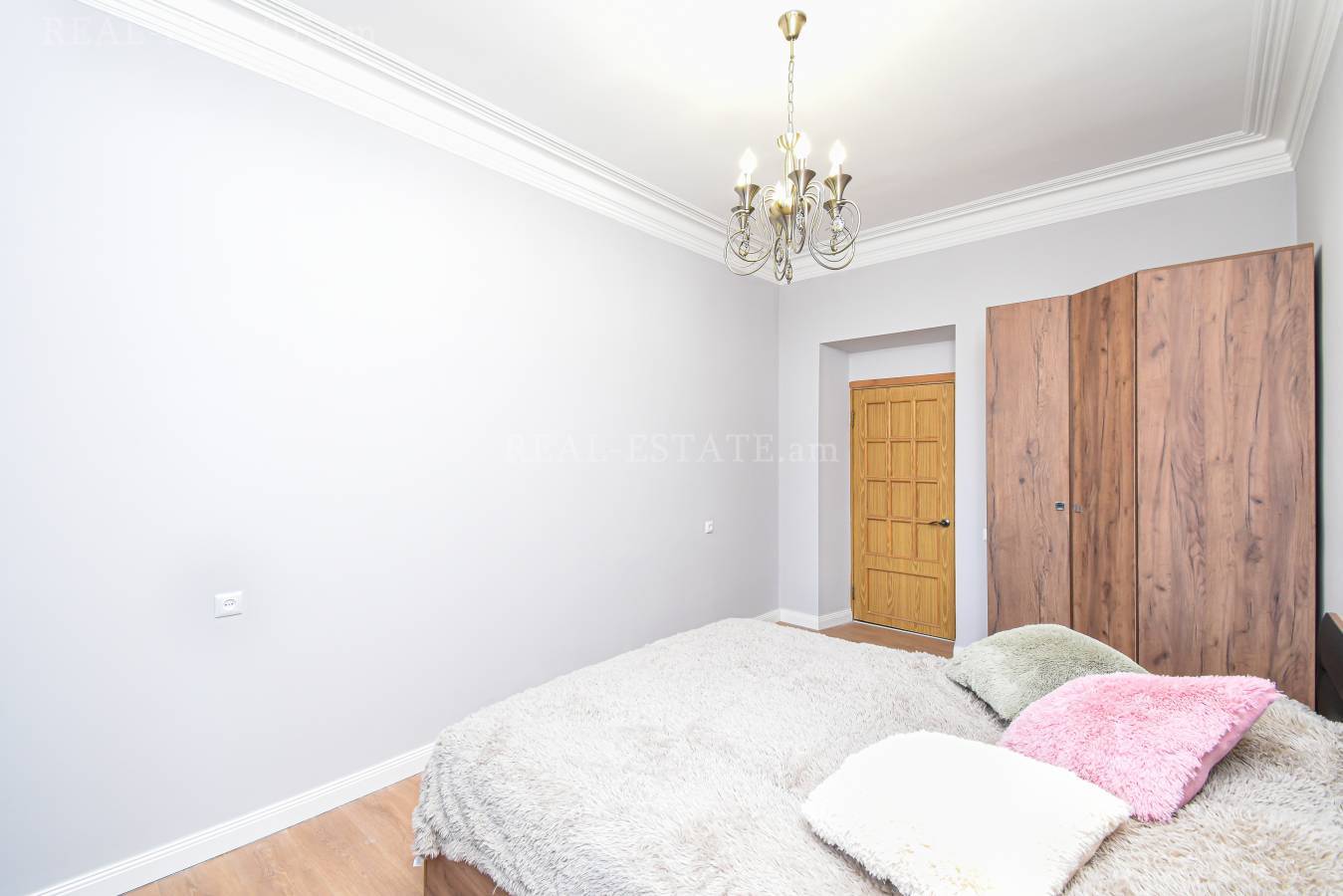 2 bedroom apartment for sale Baghramyan Ave (Kentron), Center Yerevan, 125820